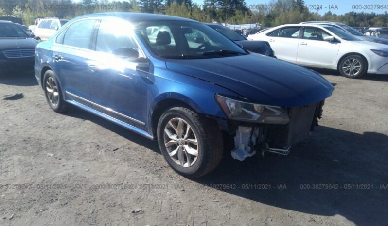 2016 Volkswagen Passat-9300$ full