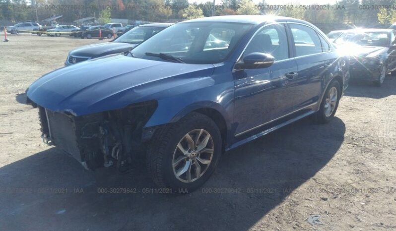 2016 Volkswagen Passat-9300$ full