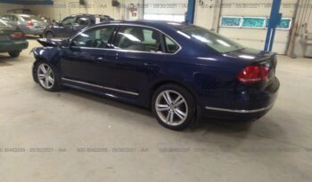 2014 Volkswagen Passat 2.0 TDI SEL Premium -8700$ full