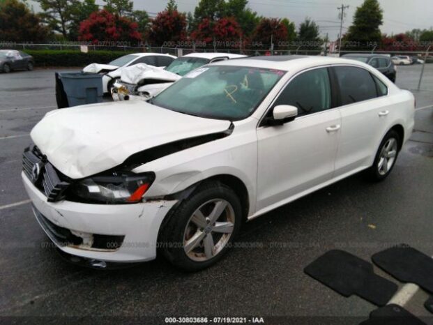 2013 VOLKSWAGEN PASSAT TDI SE W/SUNROOF-$10100 full