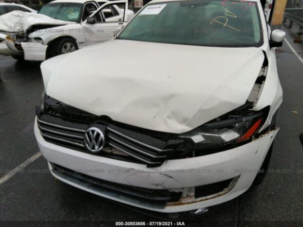 2013 VOLKSWAGEN PASSAT TDI SE W/SUNROOF-$10100 full