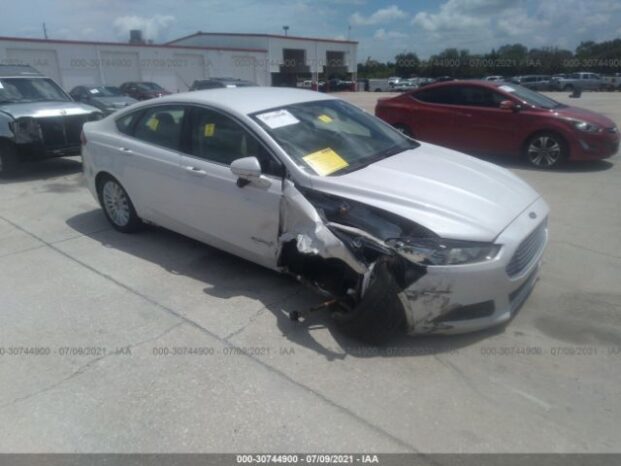 Ford Fusion Hybrid 2013 2.0 SE+ 9990$ full