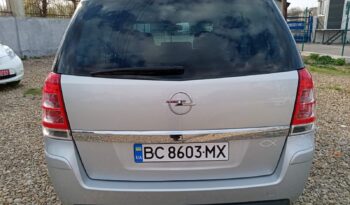 Opel Zafira full