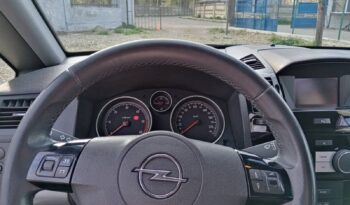 Opel Zafira full