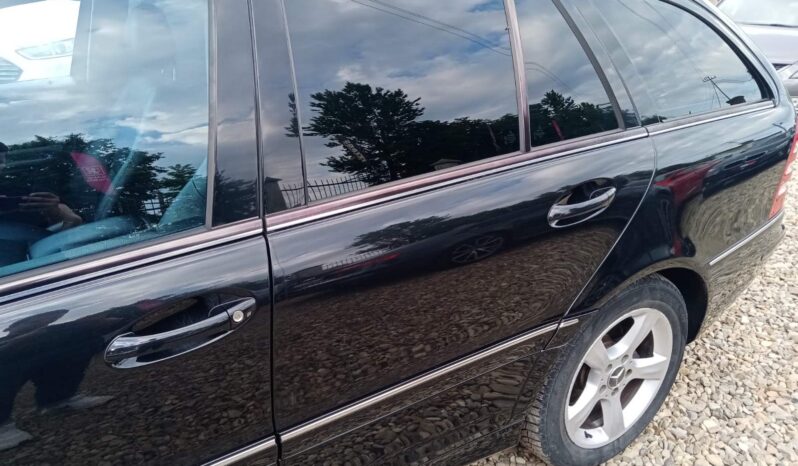 Mercedes-Benz C 200 Avangarde Kompressor 2005 full