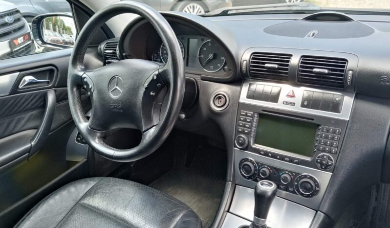 Mercedes-Benz C 200 Avangarde Kompressor 2005 full