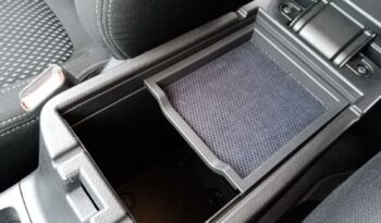 Mitsubishi Outlander SE full
