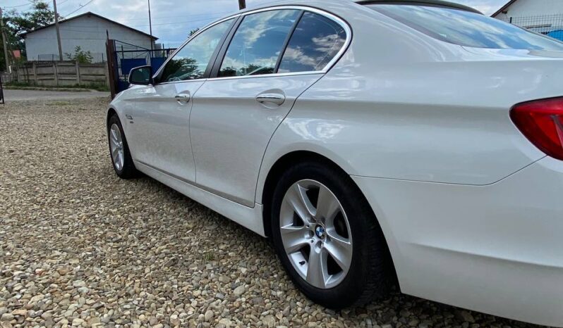 BMW 528 XDrive 2012 full