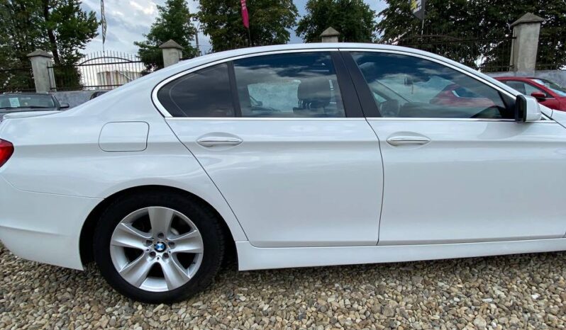 BMW 528 XDrive 2012 full