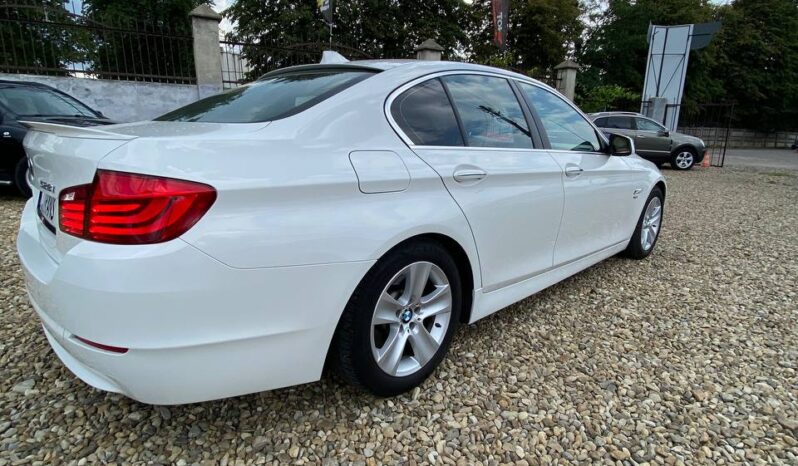 BMW 528 XDrive 2012 full