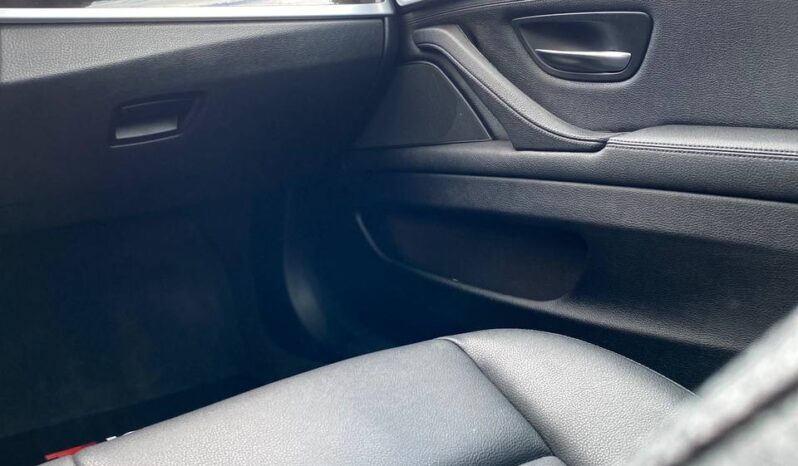 BMW 528 XDrive 2012 full