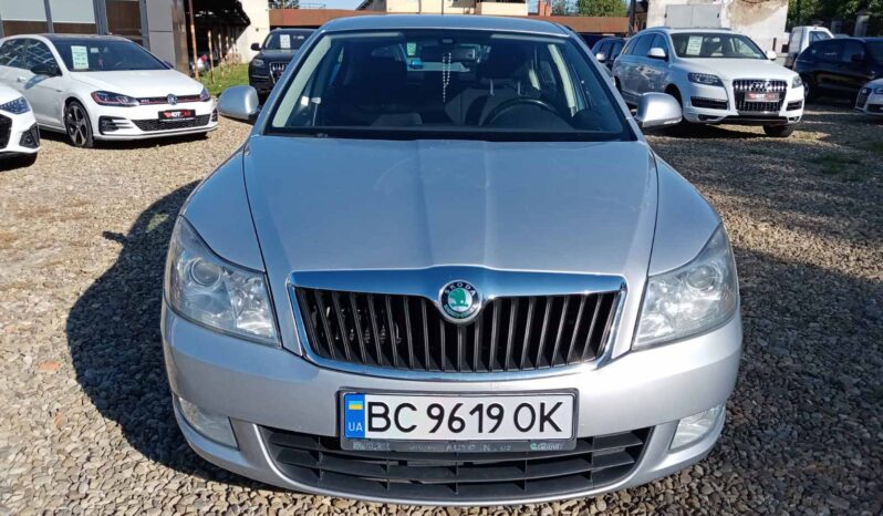 Skoda Octavia A5 2012 full