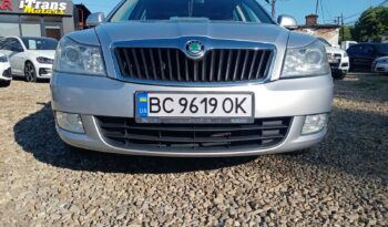 Skoda Octavia A5 2012 full