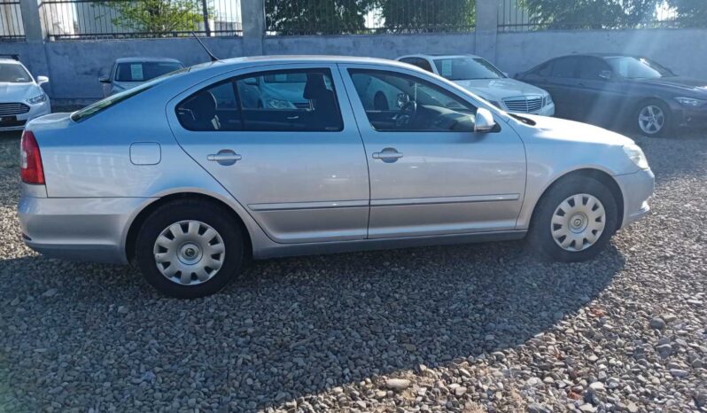 Skoda Octavia A5 2012 full