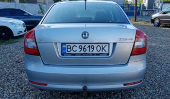 Skoda Octavia A5 2012 full