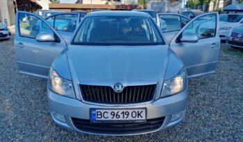 Skoda Octavia A5 2012 full