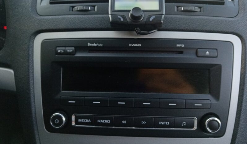 Skoda Octavia A5 2012 full