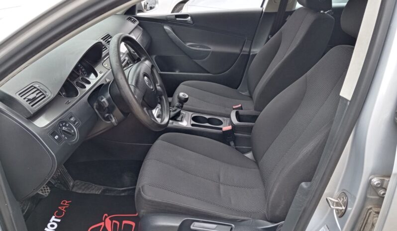 Volkswagen Passat B6 2007 full