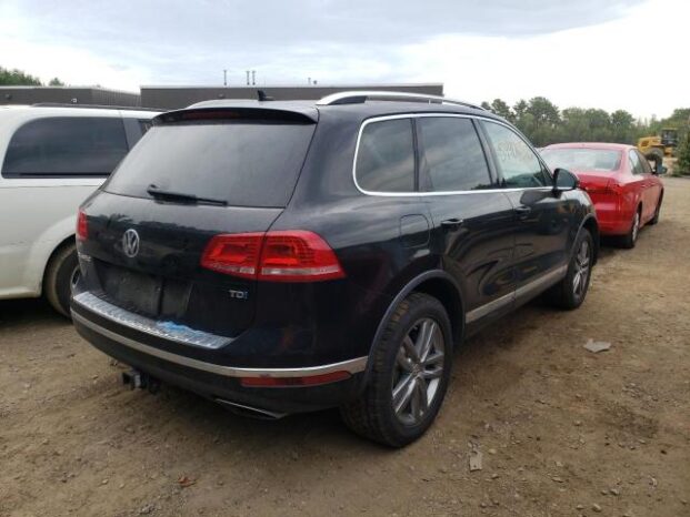 2015 VOLKSWAGEN TOUAREG V6 TDI – $17900 full