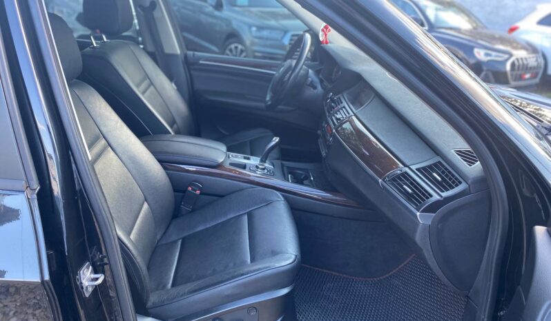 BMW X5 XDrive 35D 2011 full