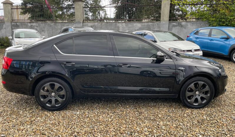 Skoda Octavia 2016 •RS 2.0 TDI DSG (184 к.с.) 4х4 full