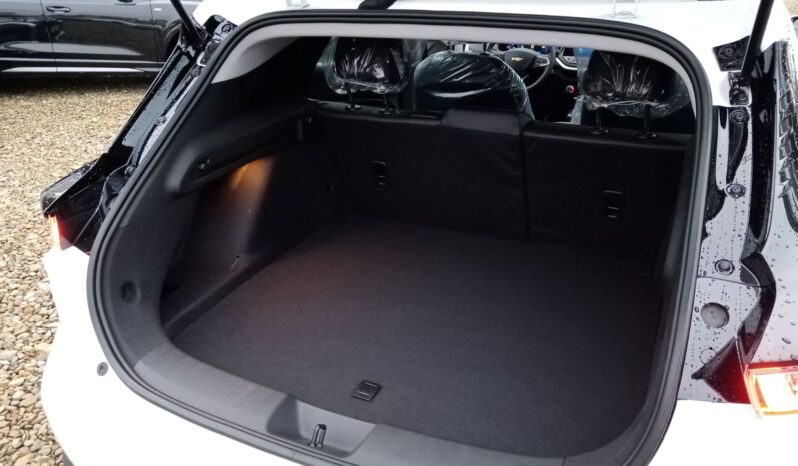 Chevrolet Menlo 2022 full