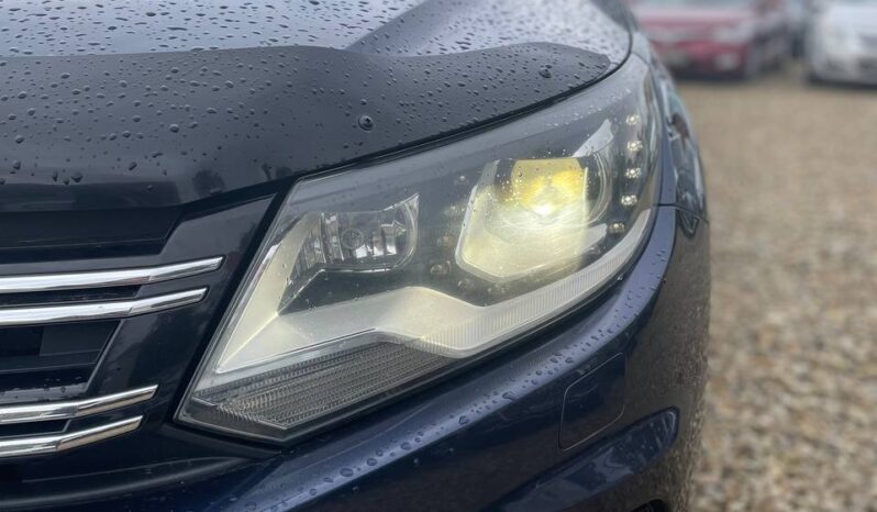 Volkswagen Tiguan 4Motion full