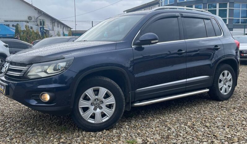 Volkswagen Tiguan 4Motion full