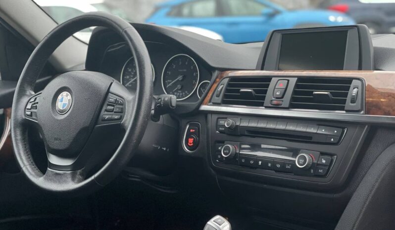 BMW 328i XDrive 2012 full
