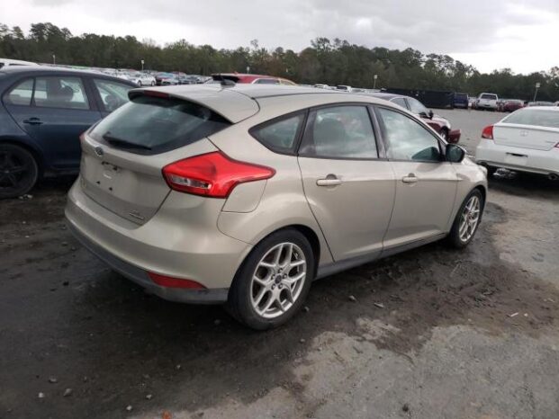 2015 FORD FOCUS SE – $6900 full