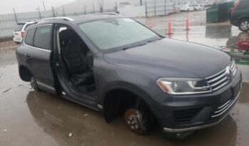 2016 VOLKSWAGEN TOUAREG TDI – $16000 full
