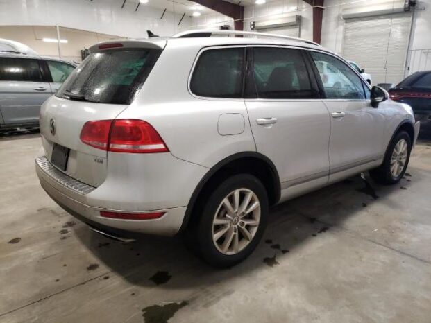 2013 VOLKSWAGEN TOUAREG V6 TDI – $14500 full