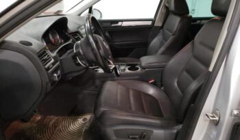 2013 VOLKSWAGEN TOUAREG V6 TDI – $14500 full