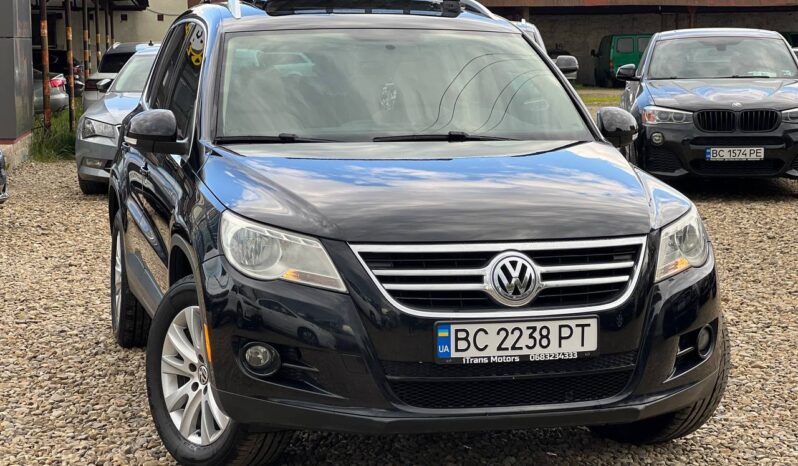 Volkswagen Tiguan full