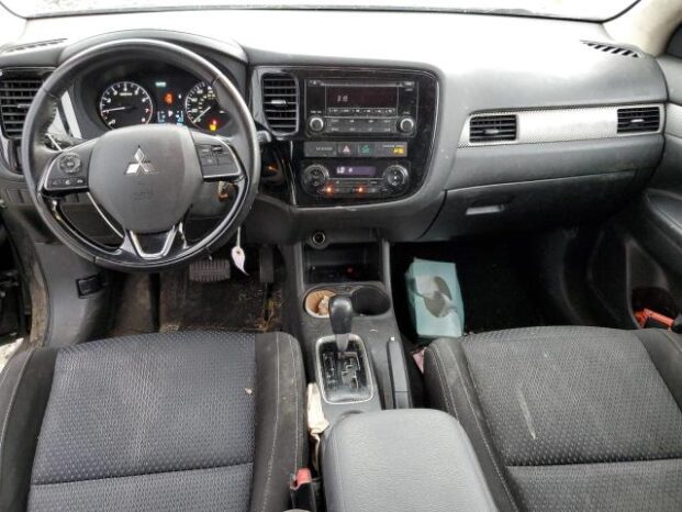 2016 MITSUBISHI OUTLANDER SE – $11300 full