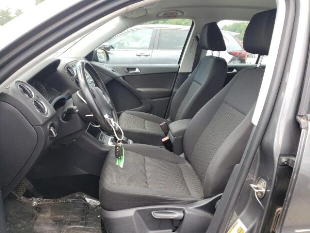 2013 VOLKSWAGEN TIGUAN S – $9200 full
