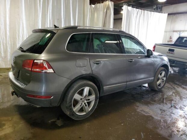 2014 VOLKSWAGEN TOUAREG V6 TDI – $16000 full