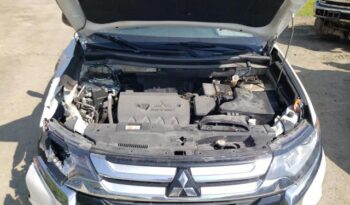 2017 MITSUBISHI OUTLANDER ES – $9800 full