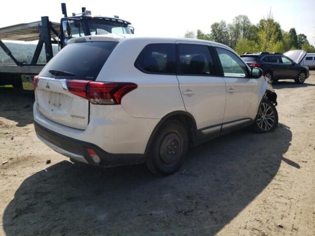 2017 MITSUBISHI OUTLANDER ES – $9800 full