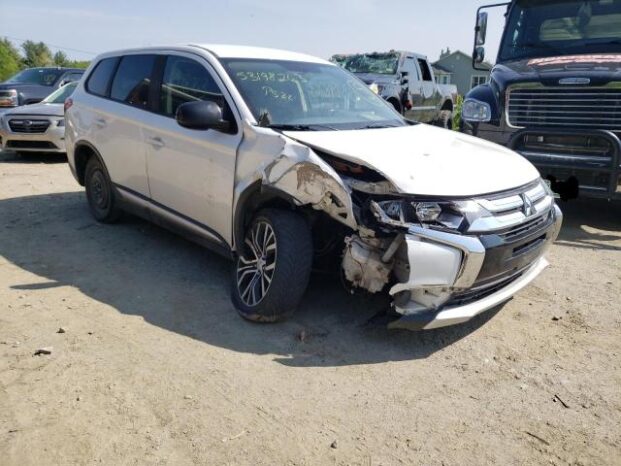 2017 MITSUBISHI OUTLANDER ES – $9800 full
