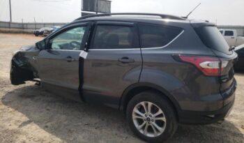2017 FORD ESCAPE SE – $9000 full