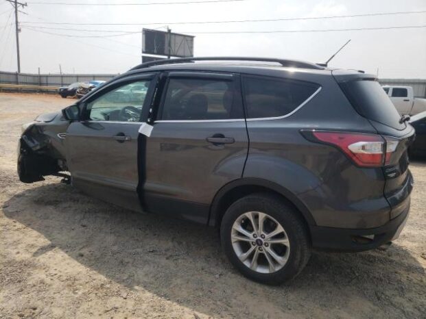 2017 FORD ESCAPE SE – $9000 full