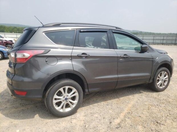 2017 FORD ESCAPE SE – $9000 full