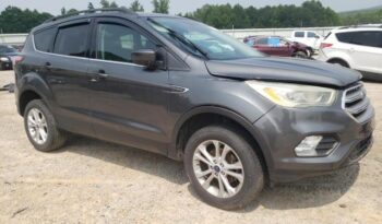 2017 FORD ESCAPE SE – $9000 full