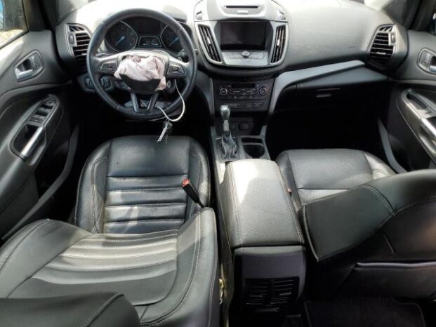 2017 FORD ESCAPE SE – $9000 full