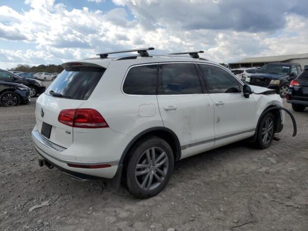 2015 VOLKSWAGEN TOUAREG V6 TDI -$18900 full