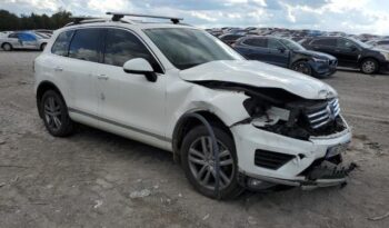 2015 VOLKSWAGEN TOUAREG V6 TDI -$18900 full