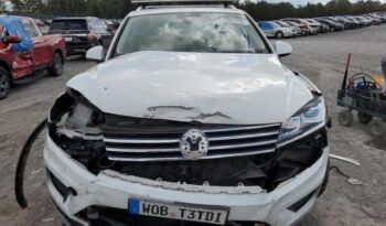 2015 VOLKSWAGEN TOUAREG V6 TDI -$18900 full