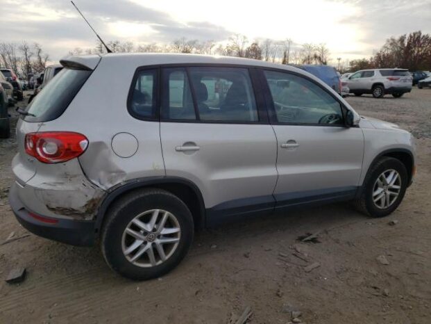 2011 VOLKSWAGEN TIGUAN S -$8700 full