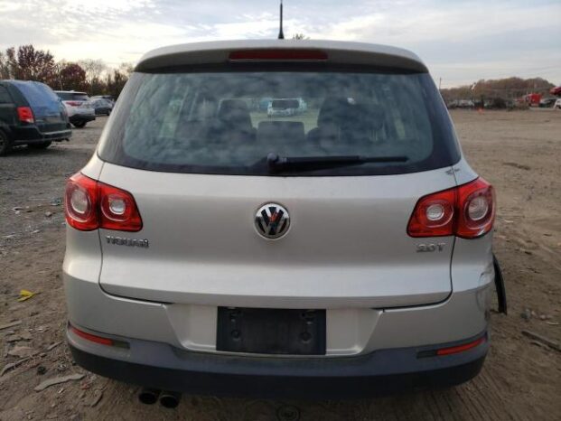 2011 VOLKSWAGEN TIGUAN S -$8700 full